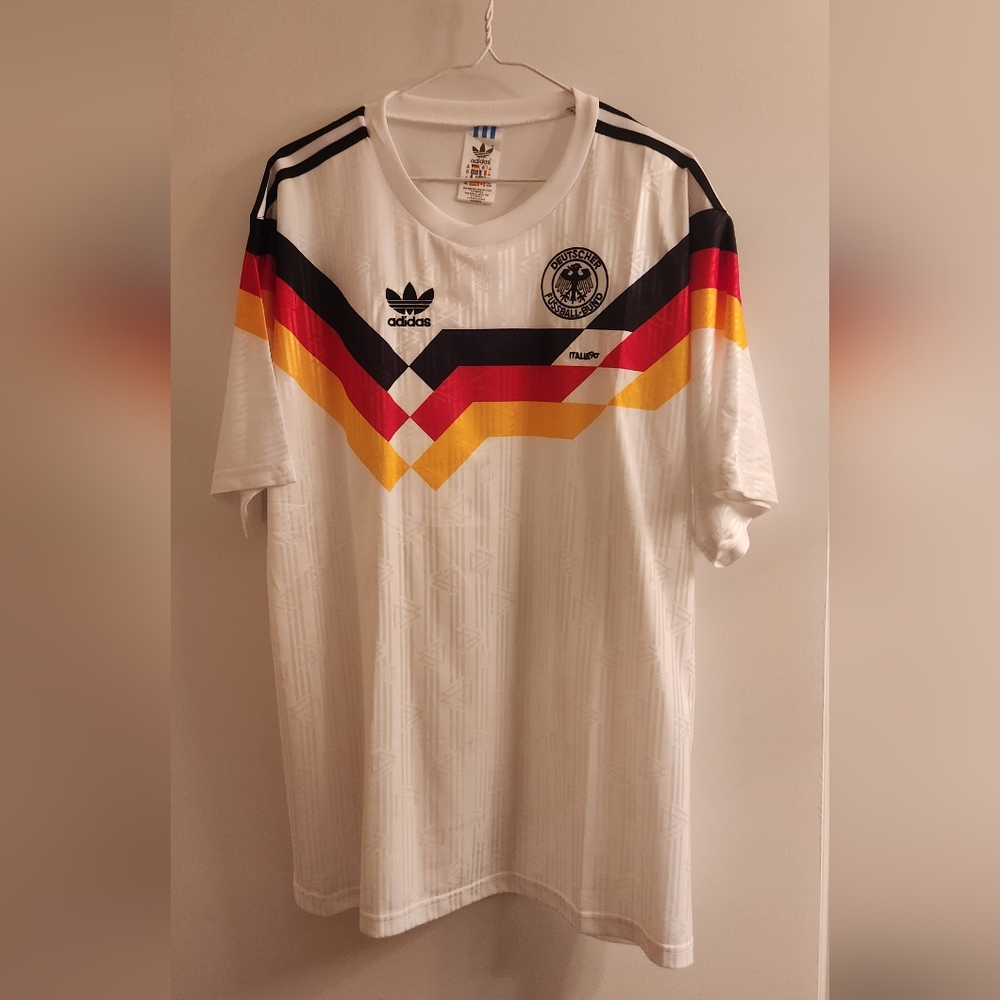 Adidas Men's White Graphic Shirt